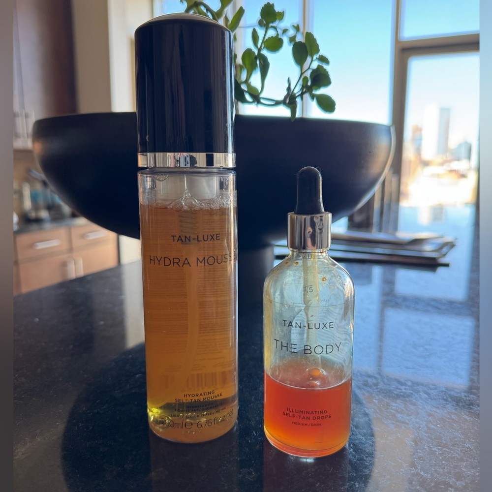 Tan Luxe Hydra Mousse + The Body Face illuminating Tanning Drops BaliBody